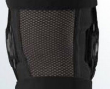 Удлиненный регулируемый полужесткий коленный ортез protect.CO