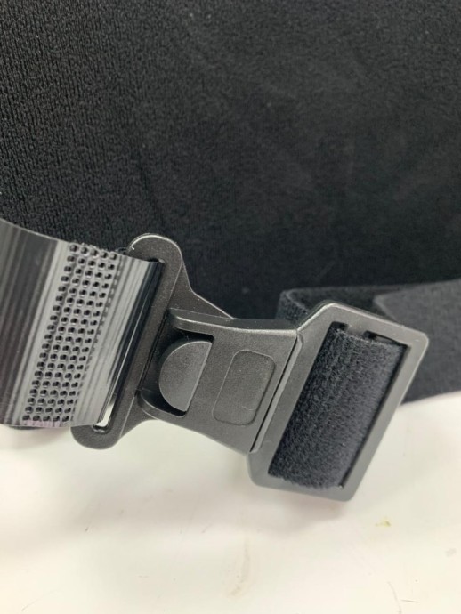 Ортез абдукционный, отводящий в положении 15 градусов TJ-202 HTMS, клипсы позволяют легко снимать и одевать орьез.