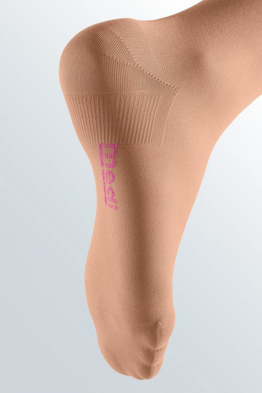 Компрессионные чулки на широкое бедро с силиконовой резинкой mediven® plus