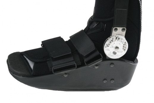 Ортез ("сапог") для голеностопного сустава с регулируемым шарнирным замком MAXTRAX ROM WALKER, PROCARE