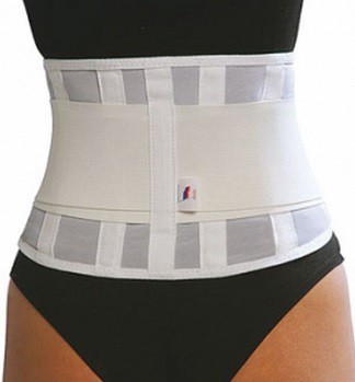 Бандаж поясничный protect.LUMBAFIX